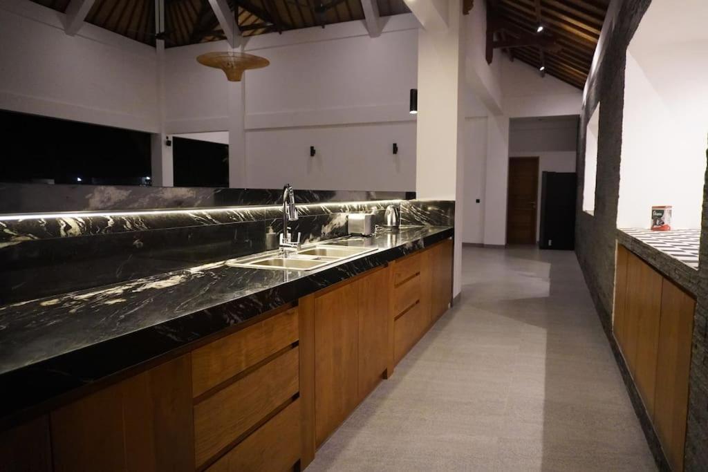 Villa Vespa Lovina Ngoại thất bức ảnh